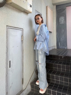 「EMODA（エモダ）のアイテム（シャツ/ブラウス）」を使った、EMODA Official_STAFFさん（レディース・162cm）の春コーディネート