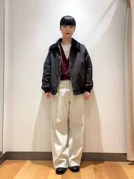 「URBAN RESEARCH（アーバンリサーチ）の『別注』PICCADILLY×URBAN RESEARCH　デニムストレートパンツ（デニムパンツ、グレー系）」を使った、まりなさん（レディース・159cm）の秋コーディネート