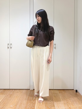 「NATURAL BEAUTY BASIC（ナチュラルビューティーベーシック）のナローリボンイージパンツ（Pants、ホワイト系）」を使った、mo-riさん（レディース・161cm）の夏コーディネート