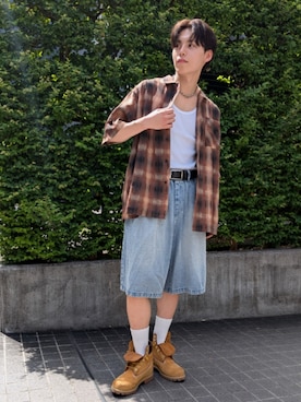 「DAWNCE（ダウンス）のボックスシルエットチェックシャツ（シャツ/ブラウス、ブラウン系）」を使った、DAWNCEさん（メンズ・173cm）の夏コーディネート