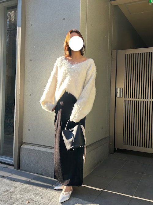 【ウール混で暖かふんわり】サッと着てデコルテ綺麗♪深Vネック長袖起毛ニット