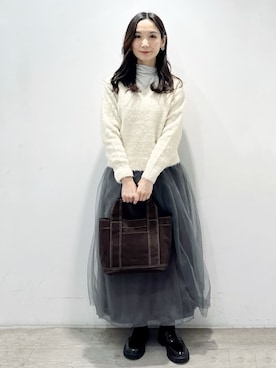「アイテム（ピアス（両耳用）、ベージュ系）」を使った、yuicciさん（レディース・156cm）の冬コーディネート