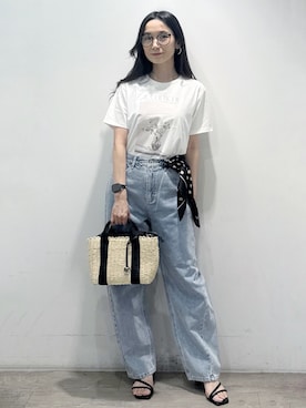 「index（インデックス）の【UV】フラワープリントTシャツ≪洗濯機OK／接触冷感≫（Tシャツ/カットソー、ホワイト系）」を使った、yuicciさん（レディース）の夏コーディネート