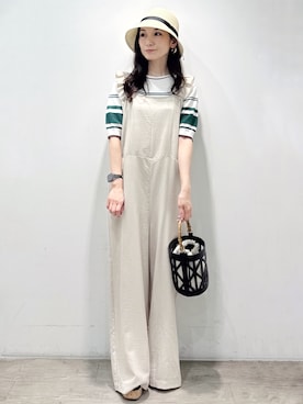 「アイテム（サロペット/オーバーオール、ベージュ系）」を使った、yuicciさん（レディース・156cm）の夏コーディネート