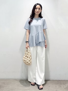 「OPAQUE.CLIP（オペークドットクリップ）のペプラムドッキングカットソー【洗濯機OK】（Tシャツ/カットソー、ブルー系）」を使った、yuicciさん（レディース）の夏コーディネート