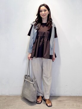 「OPAQUE.CLIP（オペークドットクリップ）の◆ペプラムドッキングカットソー【洗濯機洗い可】（Tシャツ/カットソー）」を使った、yuicciさん（レディース・156cm）の春コーディネート
