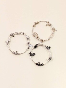 「SHOO・LA・RUE（シューラルー）のボールチェーンバングル（ブレスレット、シルバー系）」を使った、mikaさん（レディース）の夏コーディネート