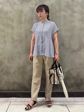「grove（グローブ）のきちんと感もこなれ感も1枚で叶う　優秀ペプラムシャツブラウス（シャツ/ブラウス、ブルー系）」を使った、すえさん（レディース・158cm）の夏コーディネート