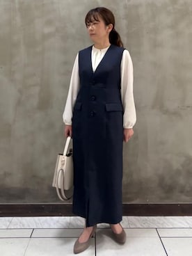 「grove（グローブ）の【手洗いOK】フロントラッフルフリルブラウス（シャツ/ブラウス、ホワイト系）」を使った、すえさん（レディース・158cm）の冬コーディネート