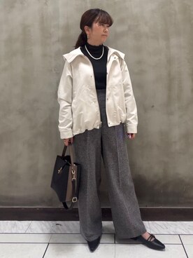 「grove（グローブ）の【貴島明日香さん着用】【撥水】きれいめに着こなせるマウンテンパーカ（ブルゾン、ホワイト系）」を使った、すえさん（レディース・158cm）の冬コーディネート