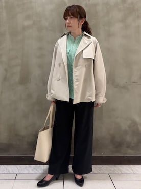 「grove（グローブ）の【貴島明日香さん着用】【撥水／シルエット2WAY】軽やかミドルトレンチコート（トレンチコート、ベージュ系）」を使った、すえさん（レディース・158cm）の春コーディネート