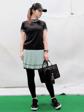「アイテム（サンバイザー）」を使った、saosao.golfさん（レディース・164cm）の春コーディネート