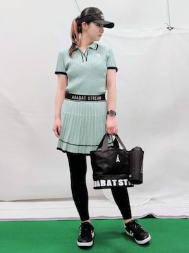 「アイテム（サンバイザー）」を使った、saosao.golfさん（レディース・164cm）の春コーディネート