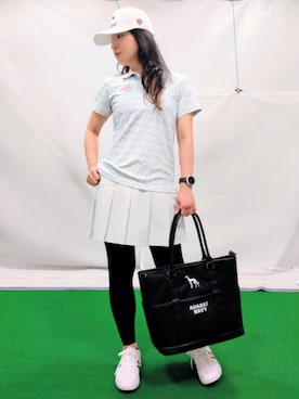 「adabat（アダバット）のアイテム」を使った、saosao.golfさん（レディース・164cm）の夏コーディネート
