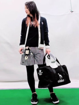 「adabat（アダバット）のアイテム」を使った、saosao.golfさん（レディース・164cm）の春コーディネート