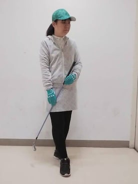 「アイテム（その他、ブルー系）」を使った、tomoさん（レディース・161cm）の秋コーディネート