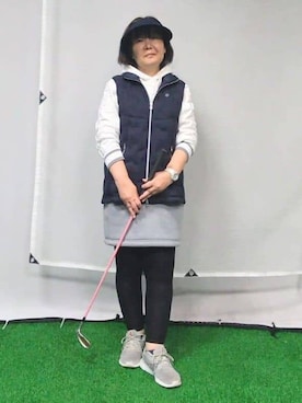 「アイテム（サンバイザー）」を使った、tomoさん（レディース・161cm）の秋コーディネート