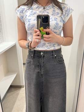 「アイテム（デニムスカート、グレー系）」を使った、naaさん（レディース・164cm）の夏コーディネート