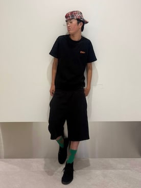 「Clarks（クラークス）のアイテム」を使った、Clarks Japanさん（メンズ・174cm）の夏コーディネート