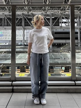 「Clarks（クラークス）のTrigenic2Tact. / レディーストライジェニック2タクト (シルバーコンビ)（スニーカー、シルバー系）」を使った、Clarks Japanさん（レディース・153cm）の夏コーディネート