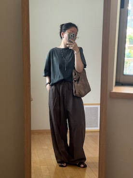「しまむら（シマムラ）のアイテム（Tシャツ/カットソー）」を使った、sakunoclosetさん（レディース・156cm）の秋コーディネート