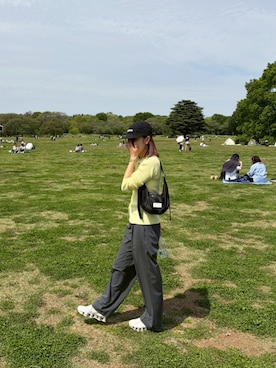 「Supreme （シュプリーム）のアイテム（帽子）」を使った、mio99さん（レディース・162cm）の春コーディネート