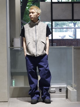 「WISM（ウィズム）のLiju / リジュ Gallery FRENCH WORK CHINO（チノパンツ、ブルー系）」を使った、YOSHIMURAさん（メンズ・170cm）の夏コーディネート
