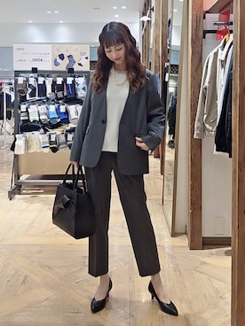 「アイテム（スラックス）」を使った、K・Nさん（レディース・161cm・40代）の冬コーディネート