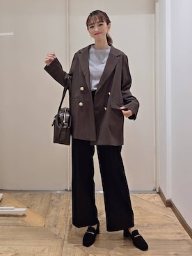 「アイテム（テーラードジャケット）」を使った、K・Nさん（レディース・161cm・30代）の秋コーディネート