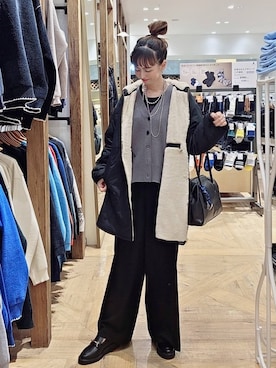 「アイテム（ローファー）」を使った、K・Nさん（レディース・161cm・40代）の秋コーディネート