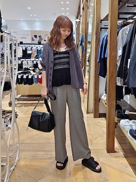 「GLOBAL WORK（グローバルワーク）のスッキリイージーパンツ/629832（その他パンツ、グレー系）」を使った、K・Nさん（レディース・161cm）の春コーディネート