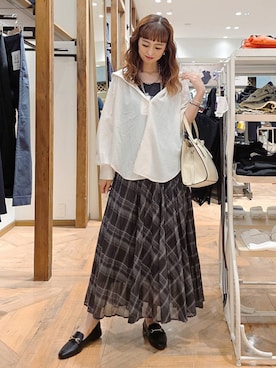 「アイテム（ショルダーバッグ）」を使った、K・Nさん（レディース・161cm・40代）の夏コーディネート