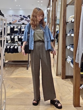 「GLOBAL WORK（グローバルワーク）のスッキリイージーパンツ/629832（その他パンツ、ブラウン系）」を使った、K・Nさん（レディース・161cm）の夏コーディネート