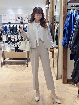 「アイテム（パンツドレス、ベージュ系）」を使った、K・Nさん（レディース・161cm）の冬コーディネート