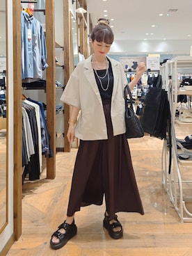 「アイテム（テーラードジャケット）」を使った、K・Nさん（レディース・161cm・40代）の夏コーディネート