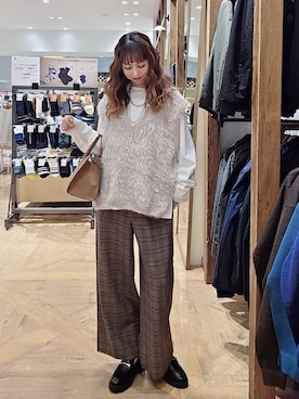 「アイテム（ローファー）」を使った、K・Nさん（レディース・161cm・40代）の秋コーディネート