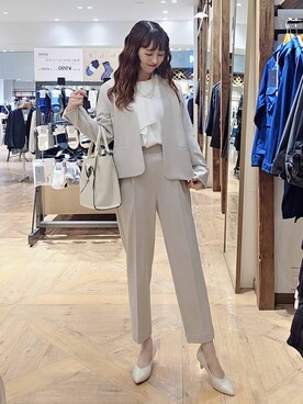 「アイテム（パンツドレス、ベージュ系）」を使った、K・Nさん（レディース・161cm）の冬コーディネート
