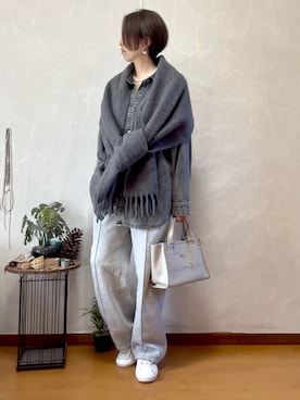 「アイテム（トートバッグ）」を使った、ema.さん（レディース・166cm・40代）の秋コーディネート