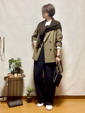 「アイテム（テーラードジャケット）」を使った、ema.さん（レディース・166cm・40代）の秋コーディネート