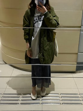 「oversize」｜「アイテム（ブルゾン）」を使った、sh.ttzさん（レディース・155cm）の冬コーディネート