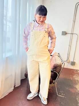 「ぽっちゃりコーデ」｜「アイテム（オールインワン・サロペット）」を使った、KYARAKOI.actさん（レディース・165cm）の冬コーディネート