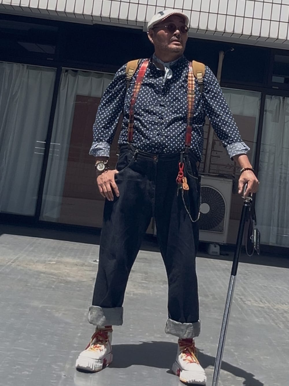 「OVERRIDEのアイテム（ハンチング/ベレー帽、その他）」を使った、メルヘン翁さん（メンズ・178cm）の春コーディネートの1枚目の写真