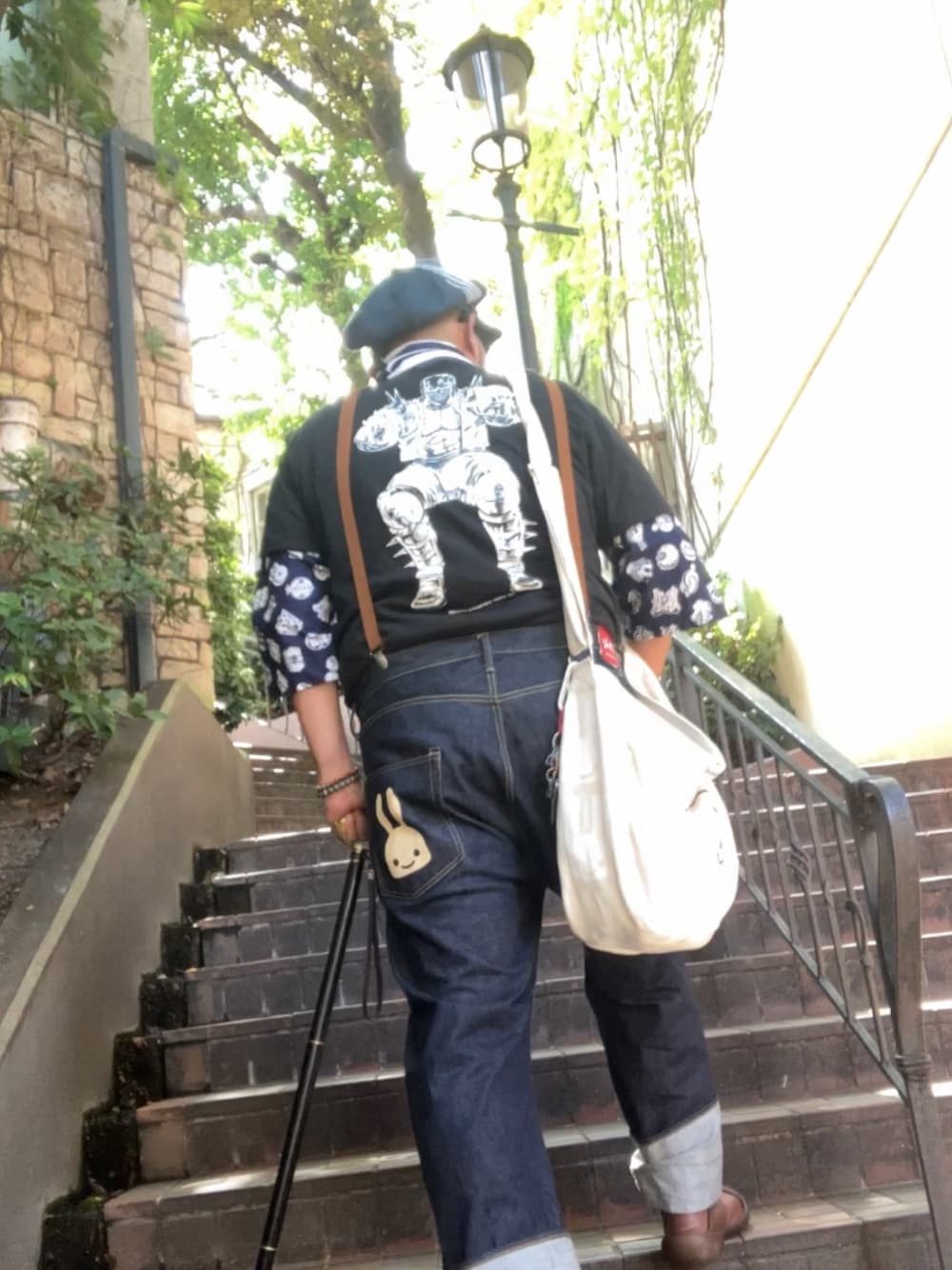 「秋服まるっと大公開、おじコーデ、オジかわ、デブでもオシャレ、デブですがなにか？、和テイスト」｜「CUNEのアイテム（Tシャツ/カットソー、ブラック系）」を使った、メルヘン翁さん（メンズ・178cm）の秋コーディネートの1枚目の写真