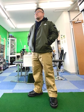 「AVIREX（アヴィレックス）のアイテム（パンツ）」を使った、101mmgさん（メンズ・175cm）の冬コーディネート