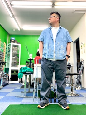 「AVIREX（アヴィレックス）のアイテム（パンツ）」を使った、101mmgさん（メンズ・175cm）の春コーディネート