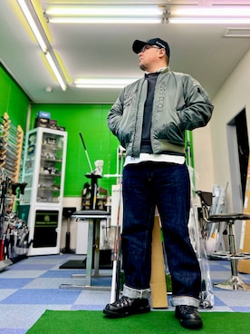 「アイテム（MA-1）」を使った、101mmgさん（メンズ・175cm）の冬コーディネート