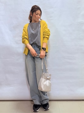 「SHOO・LA・RUE（シューラルー）の【SHOO・LA・RUE DENIM】1本でこなれシルエットに カーブデニムパンツ（デニムパンツ、ブルー系）」を使った、fuuさん（レディース・156cm）の春コーディネート