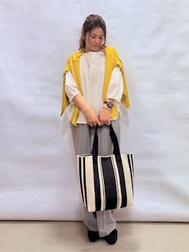 「SHOO・LA・RUE（シューラルー）の【洗濯機可/ひんやり/UV】さらっとしたタッチが心地よい ショート丈 Vネックカーディガン（カーディガン/ボレロ、イエロー系）」を使った、fuuさん（レディース・156cm）の春コーディネート