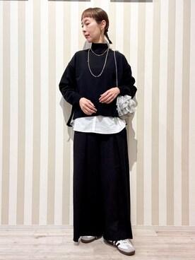 「SHOO・LA・RUE（シューラルー）の【2点セット/洗濯機可/S-LL】着回しがきく もちもちハイネックニット+裾シャツインナー（ニット/セーター、ブラック系）」を使った、masuyo1219さん（レディース・163cm）の冬コーディネート