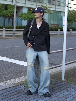 「Levi's（リーバイス）のLevi's/リーバイス 太め40mm ダブルピン ハトメ ベルト（ベルト）」を使った、中村瑞輝(みずきち)さん（メンズ・176cm）の秋コーディネート
